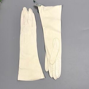 Vintage 1950s - 60s Ivory Long Gloves Washable Leather S. Klein Size 6.5 Italy